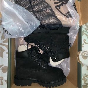Black Timbs